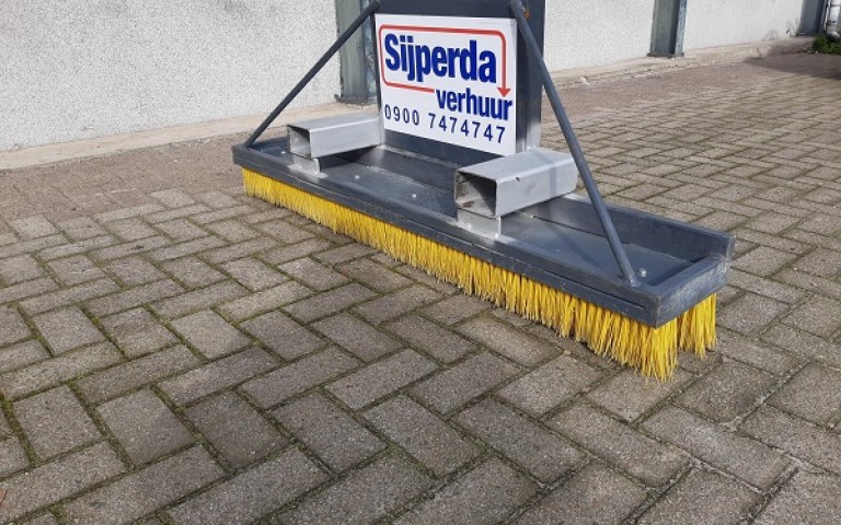 Veegborstel t.b.v. Knikmops 130